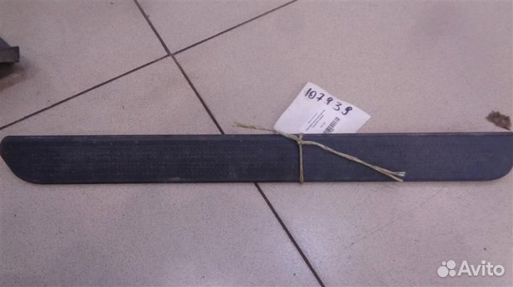 Накладка порога (внутренняя) передняя правая Haim