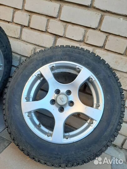 Firestone Ice Cruiser 7 195/65 R15 91T