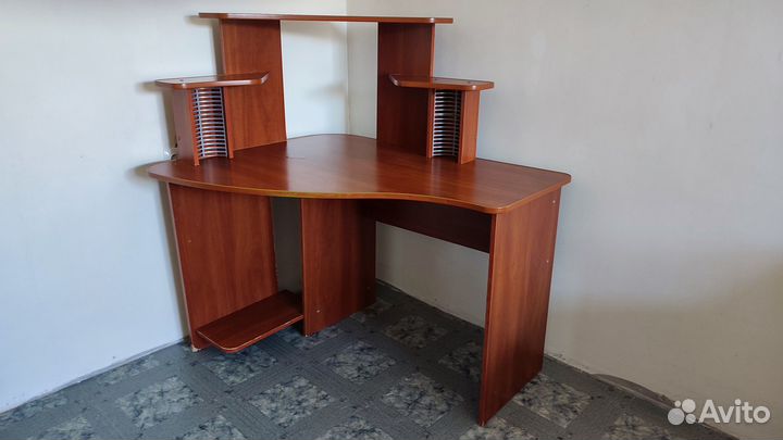 Компьютерный стол бу
