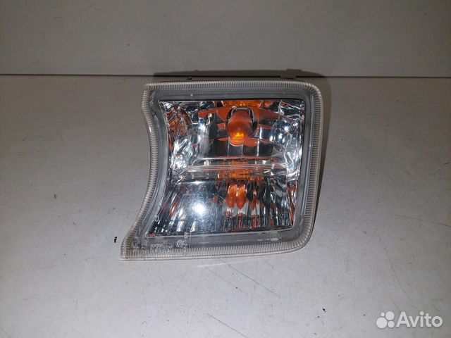 Поворотник правый Toyota Prius 3 ZVW30 81510-47010