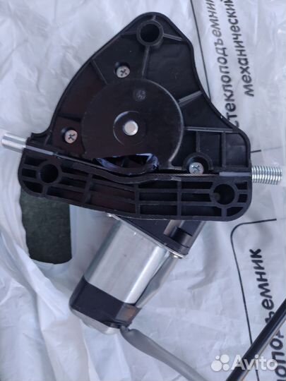 Стеклоподъёмник передний правый Лада Калина II