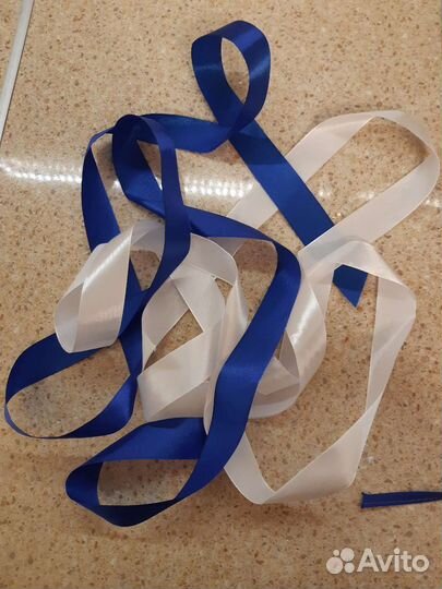 Свадебные украшения на бутылки