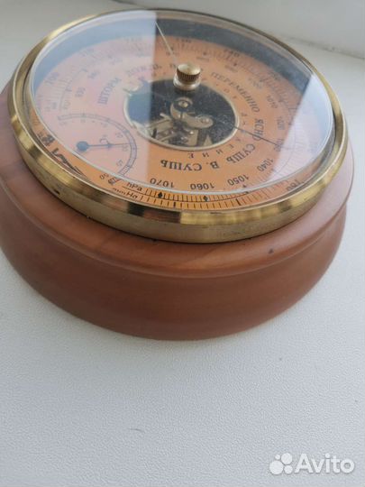 Барометр утёс деревянный