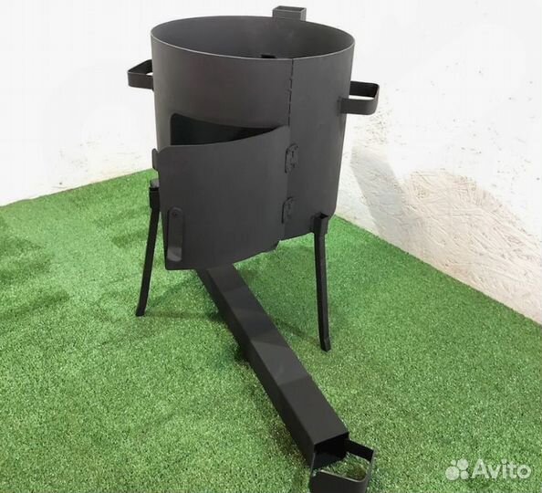 Печь под казан с трубой и дверцей 2 мм