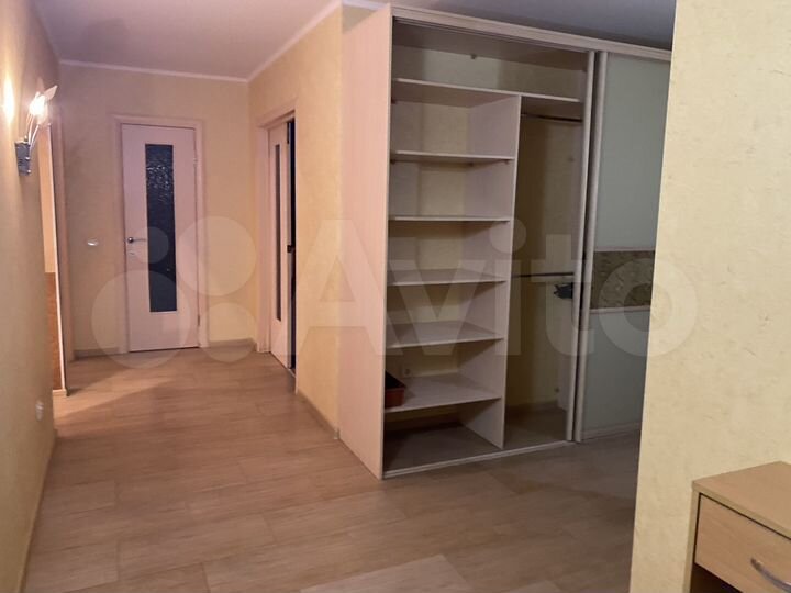 2-к. квартира, 50 м², 8/9 эт.