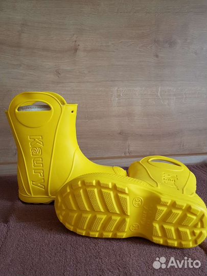 Сапоги для девочки р-р 34 35