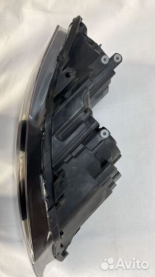 Фара Volkswagen Polo правая 2015-2019