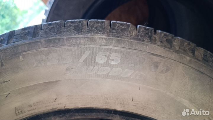 Michelin X-Ice 225/65 R17