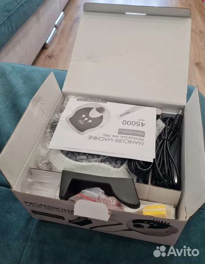 Аппарат для маникюра и педикюра