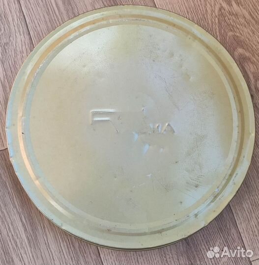 Коробка от кинопленки