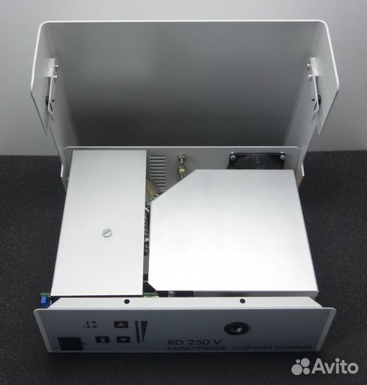 Источник холодного света RD 250 V