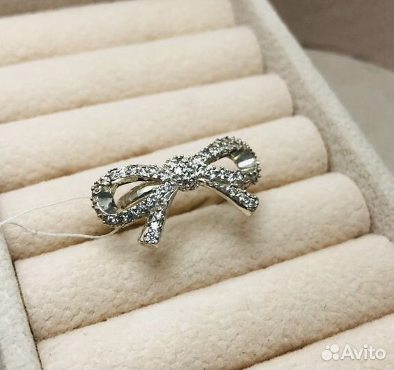 Серебряное кольцо