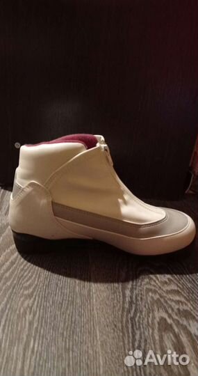 Лыжные ботинки madshus amica 90