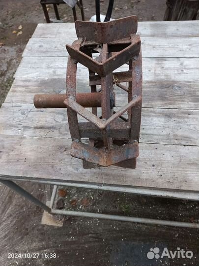 Продам одно колесо от мотоблока, картофелекопалку