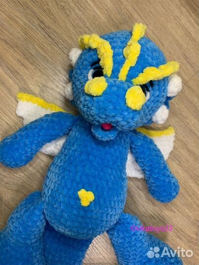 Вязаная игрушка дракон