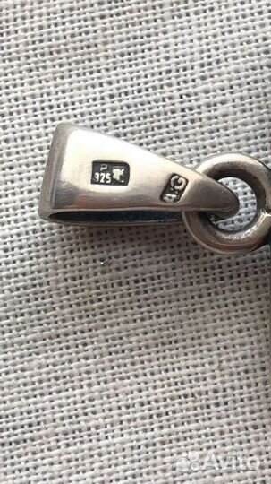 Серебряное кольцо и подвеска с цирконами