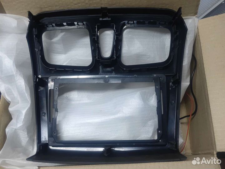 2 din рамка для Рено Логан, Сандеро