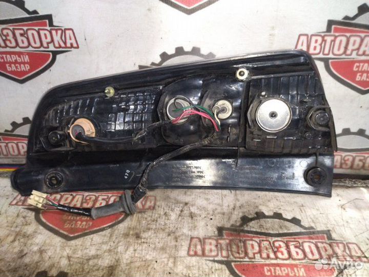 Фонарь задний левый Toyota Passo KGC10 1krfe 2009