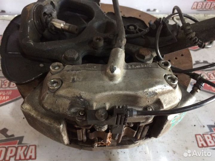 Суппорт тормозной передний правый Mercedes-Benz