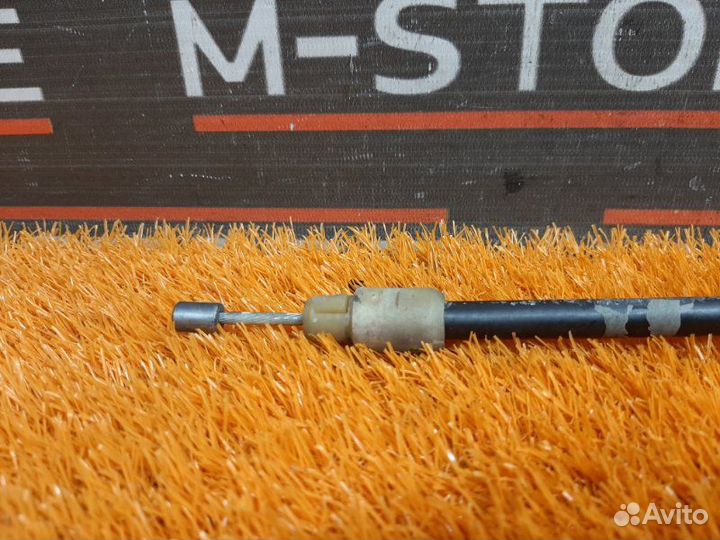 Трос ручника Mercedes-Benz C-Class W204 271.860