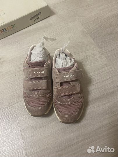 Кроссовки geox 24