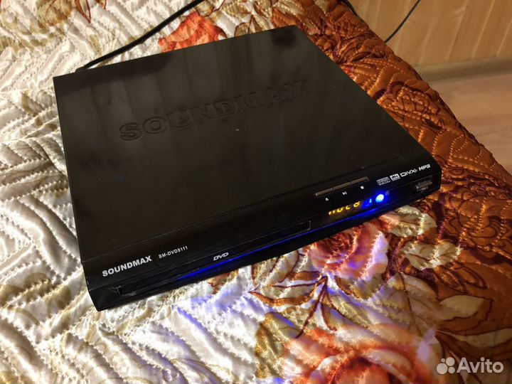 Soundmax SM-DVD5111 на запчасти