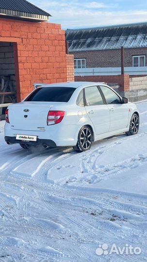 LADA Granta 1.6 МТ, 2017, 165 000 км