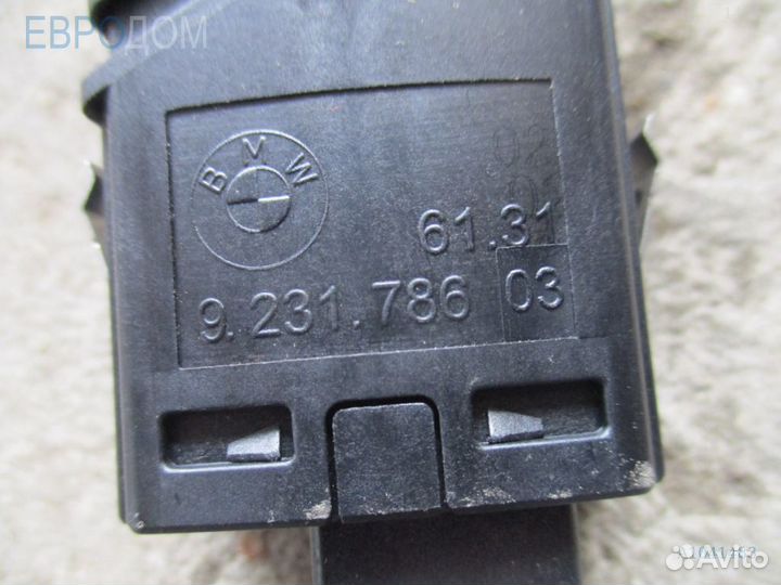 Кнопка аварийки BMW F82 M4 LCI s1041483