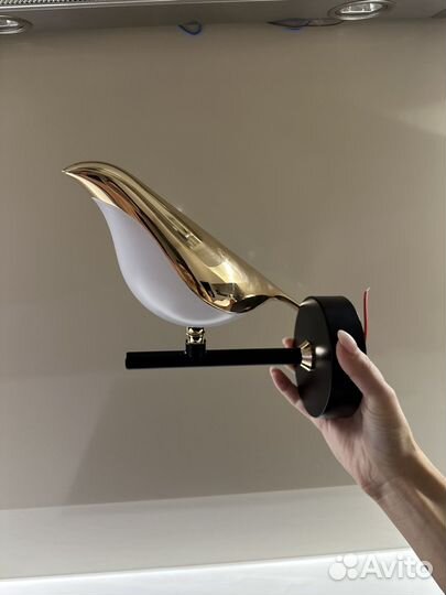 Светильник бра птичка