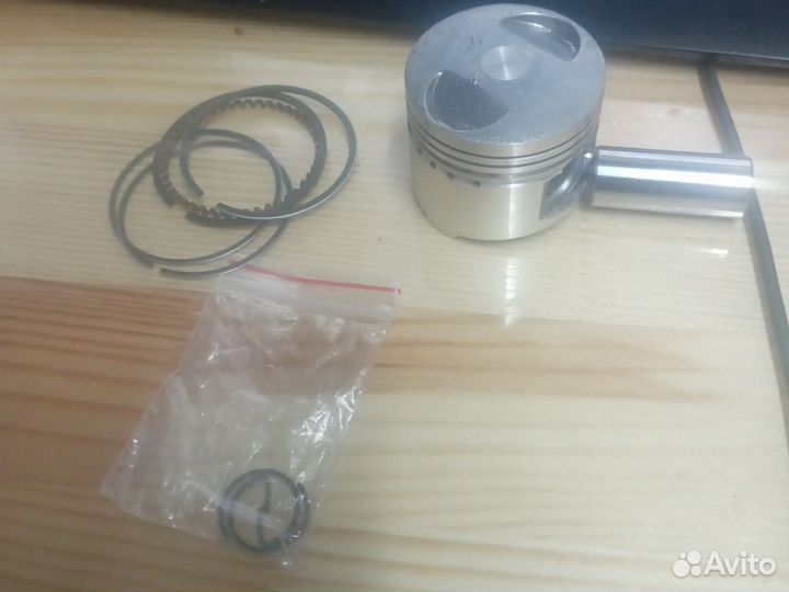 Поршнивая на скутер 50куб