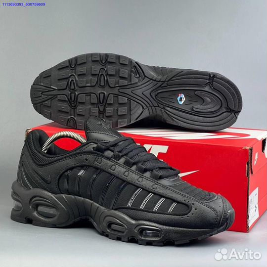 Черные кроссовки Nike Air Max Tailwind 4