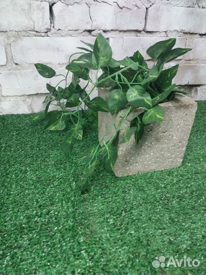 Кашпо на подоконник