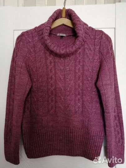 Свитер женский