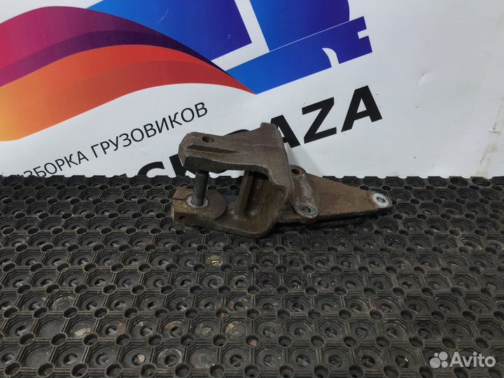 Кронштейн рессоры передней Man L2000