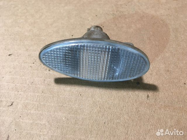 Поворотник Lancer 9