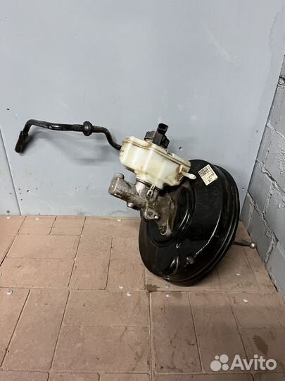 Шкода Октавия А5 бачок тормозной жидкости