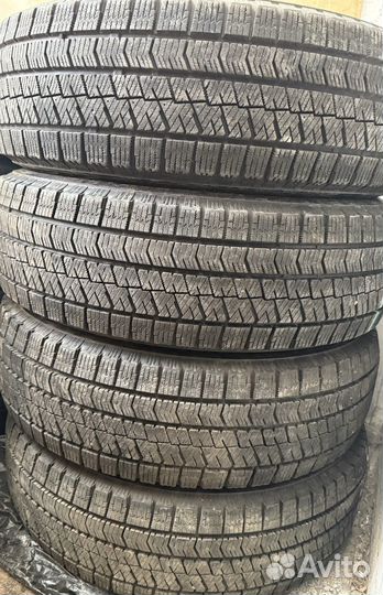 Bridgestone Blizzak VRX2 185/65 R15 88Q