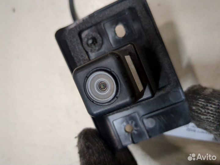 Камера заднего вида Mitsubishi Outlander, 2015