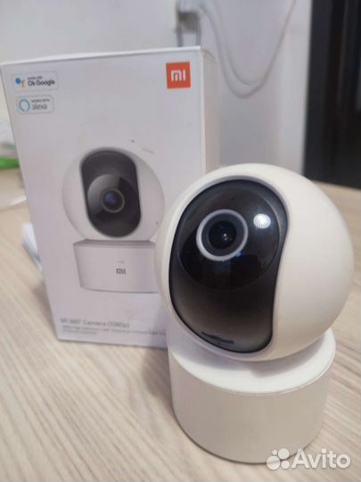 Камера видеонаблюдения купольная