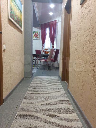 3-к. квартира, 95 м², 3/3 эт.