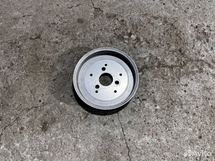 Шкив насоса гур Audi A6 C5/4B 2.5TDI AKE 2001