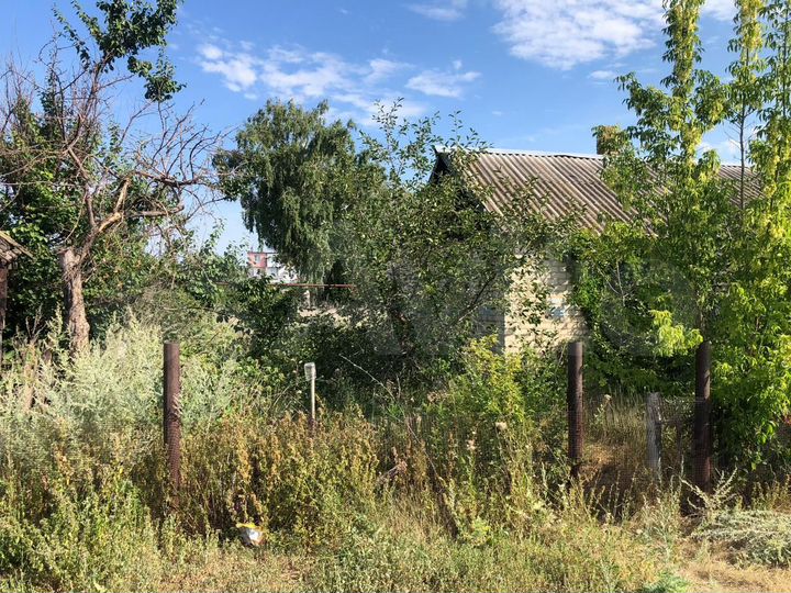 Дом 39,8 м² на участке 5,69 га