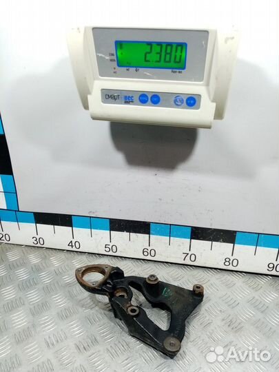 Б/У Кронштейн приводных роликов VW Crafter#003