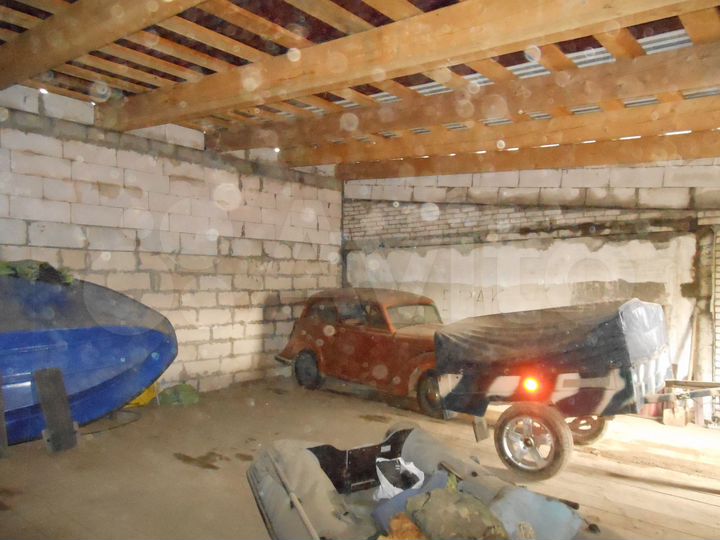 Гараж, > 30 м²