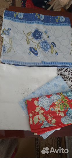 Постельниое,полотенца.Целые,крепкие,чистые