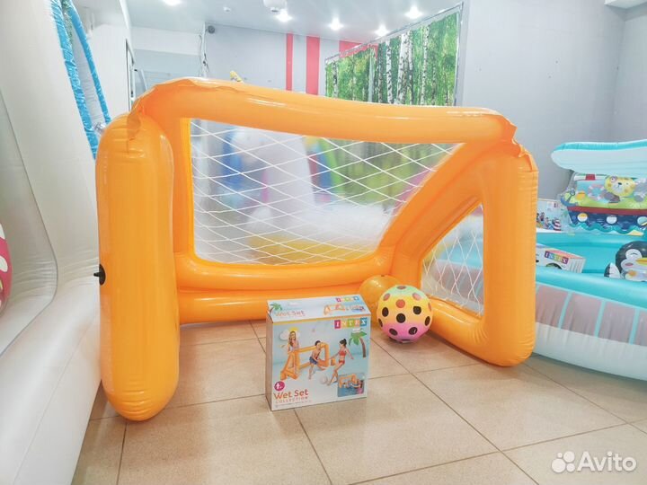 Детский надувной бассейн