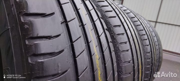 Michelin Latitude Sport 3 235/55 R19