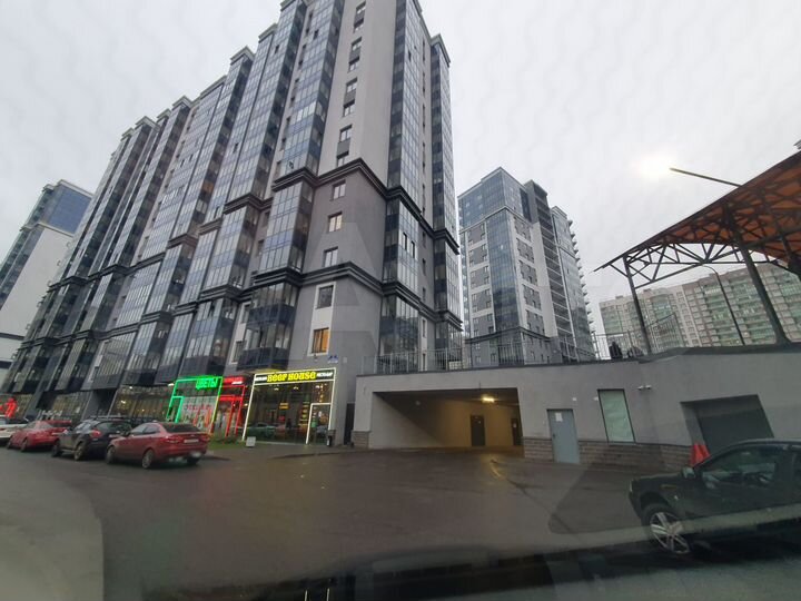 Машиноместо, 14 м²