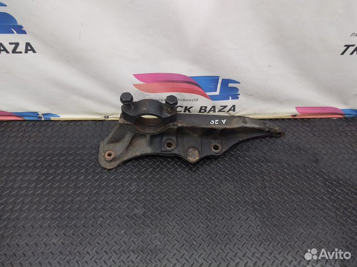 Кронштейн пневморессоры левый