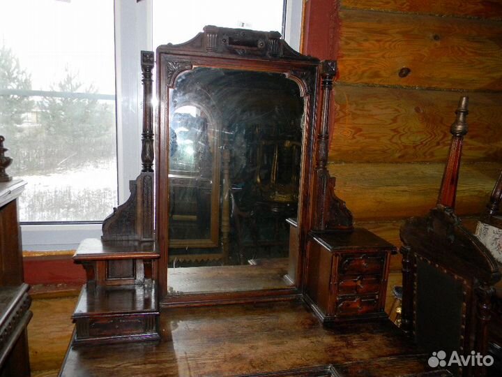 Старинный резной диван лавка позолота 19 век